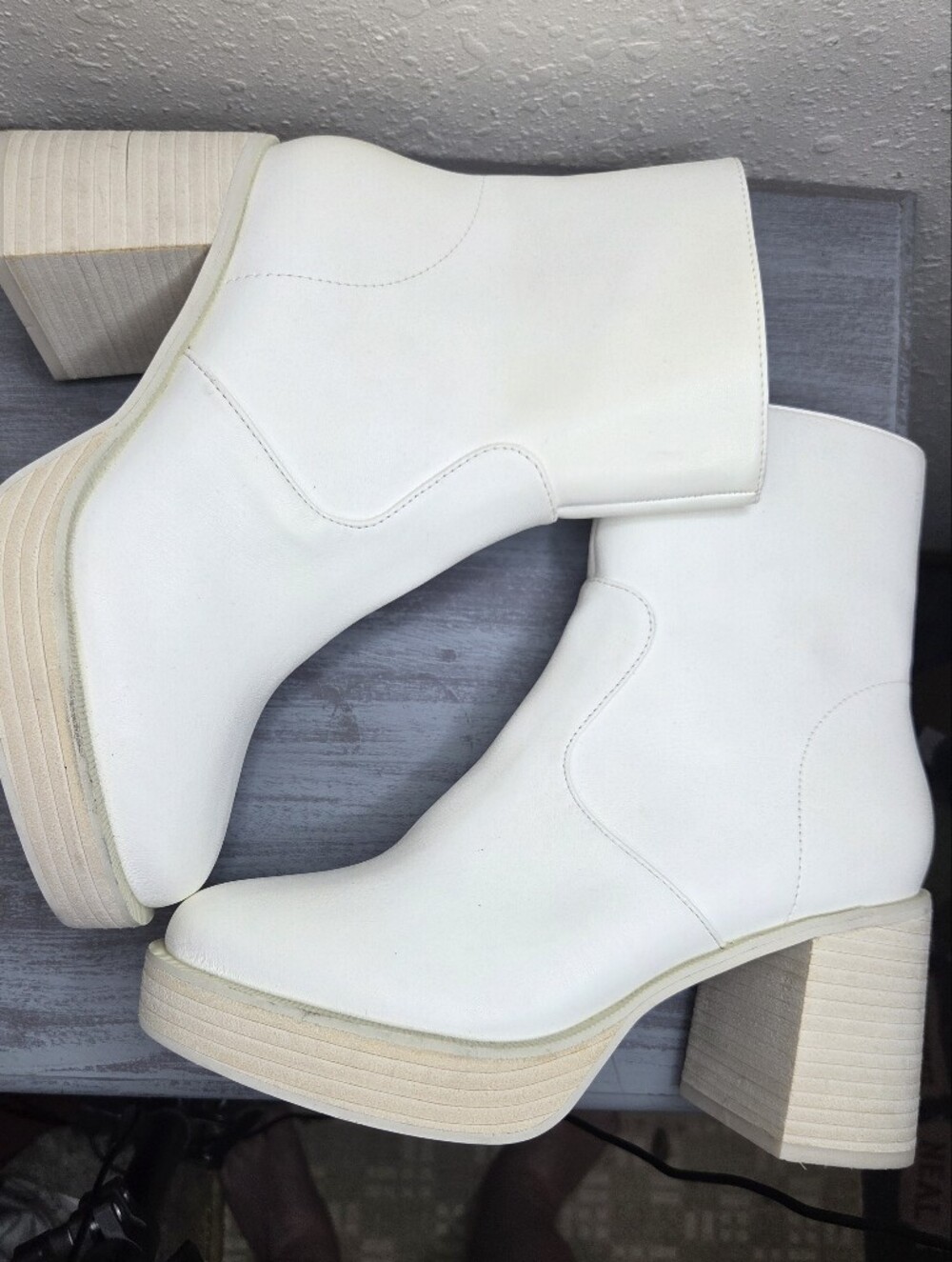 Altar'd State Off-White Platform Ankle Boots Size 7.5